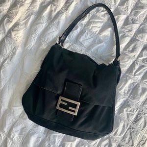 SOLD 🌸🌸 Authentic Fendi Mama Baguette